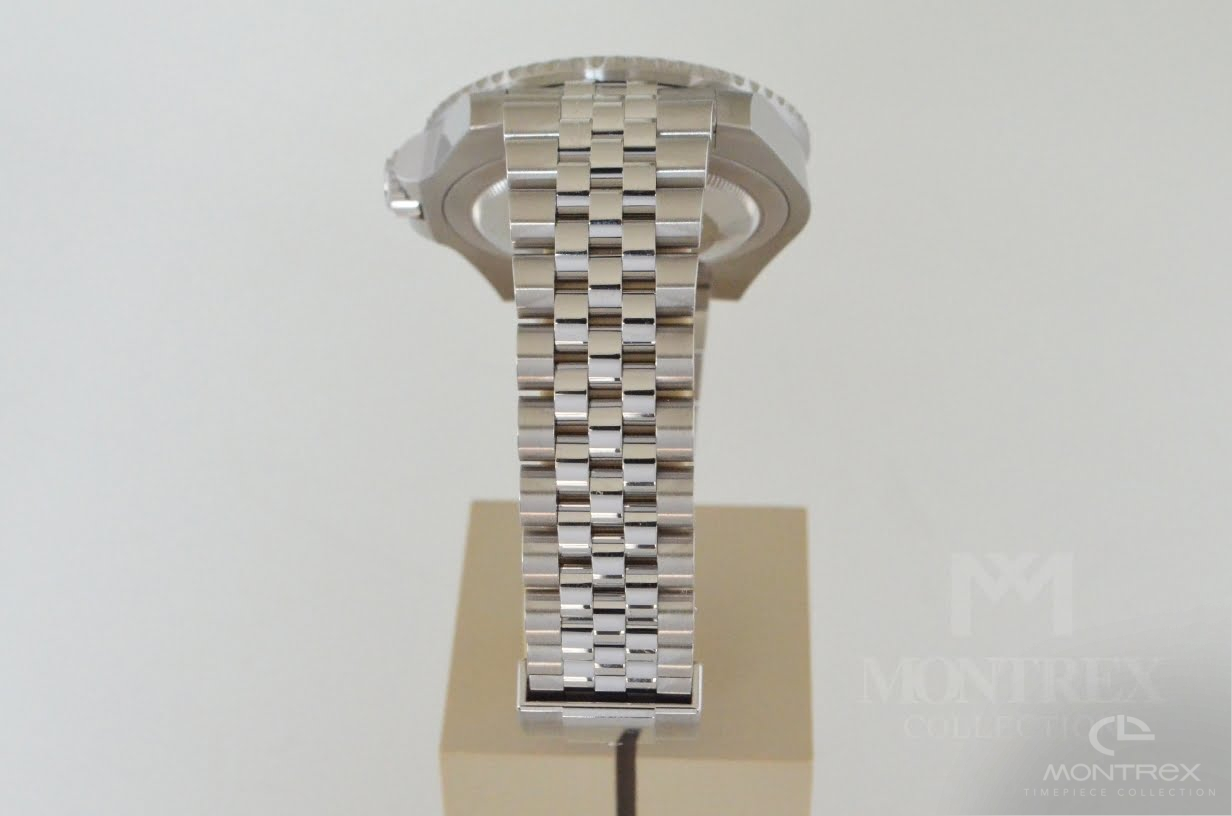 Rolex GMT Master II 126710BLNR