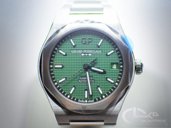 Girard-Perregaux Laureato 42mm Green